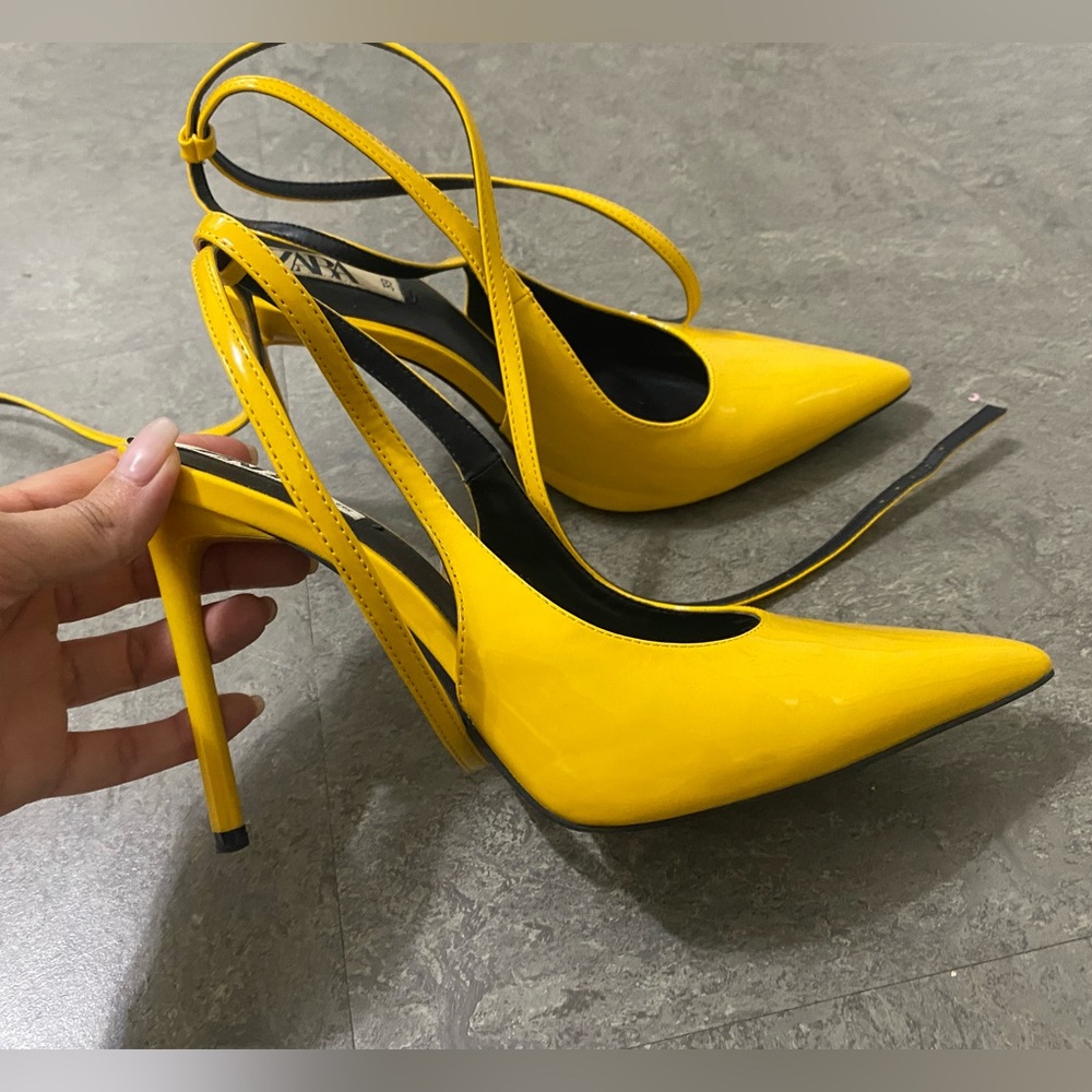 ZARA HEELS WORN ONCE